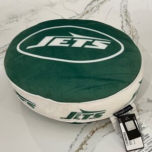 Jets Green and White Round Cushion
